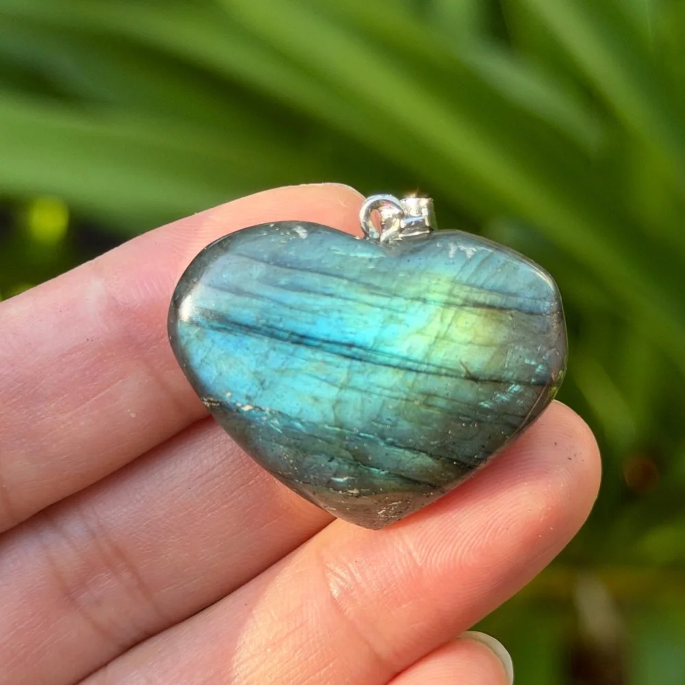 Stainless steel double side flashy labradorite heart pendant 0366‎
